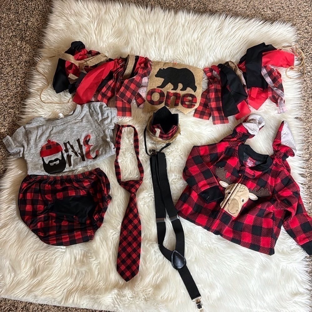 Boy’s First Birthday outfit, crown and bunting Woodland / Lumberjack theme - Picture 10 of 10